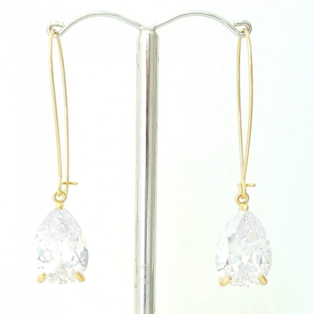 ✨ Mia Charro Gold & Cubic Zirconia Teardrop Earrings